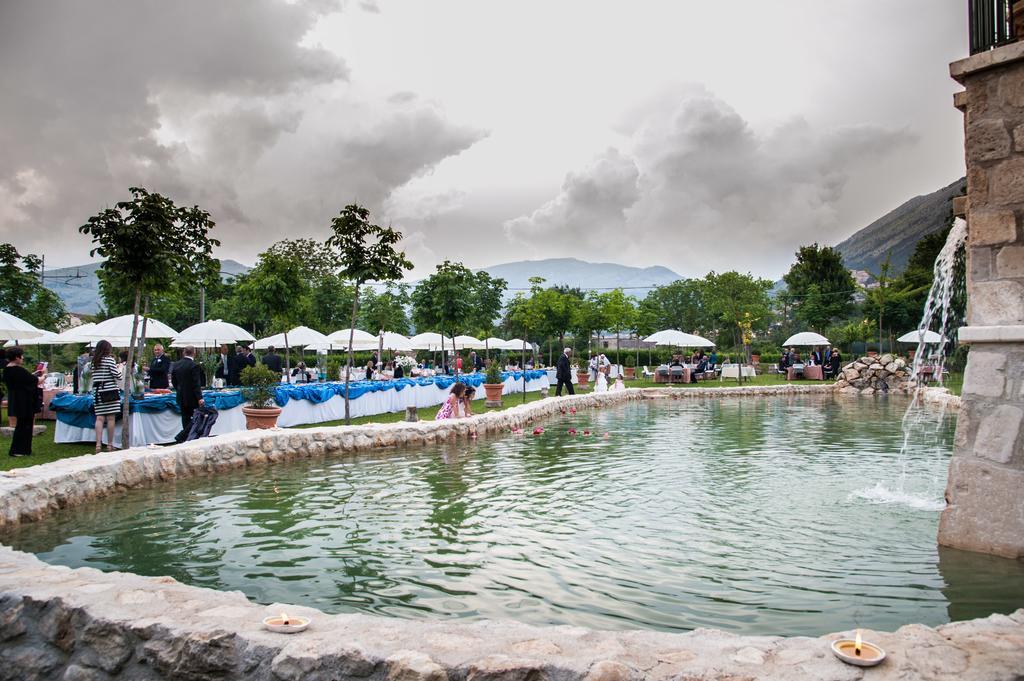 Le Gole Ristorante & Resort Селано Экстерьер фото