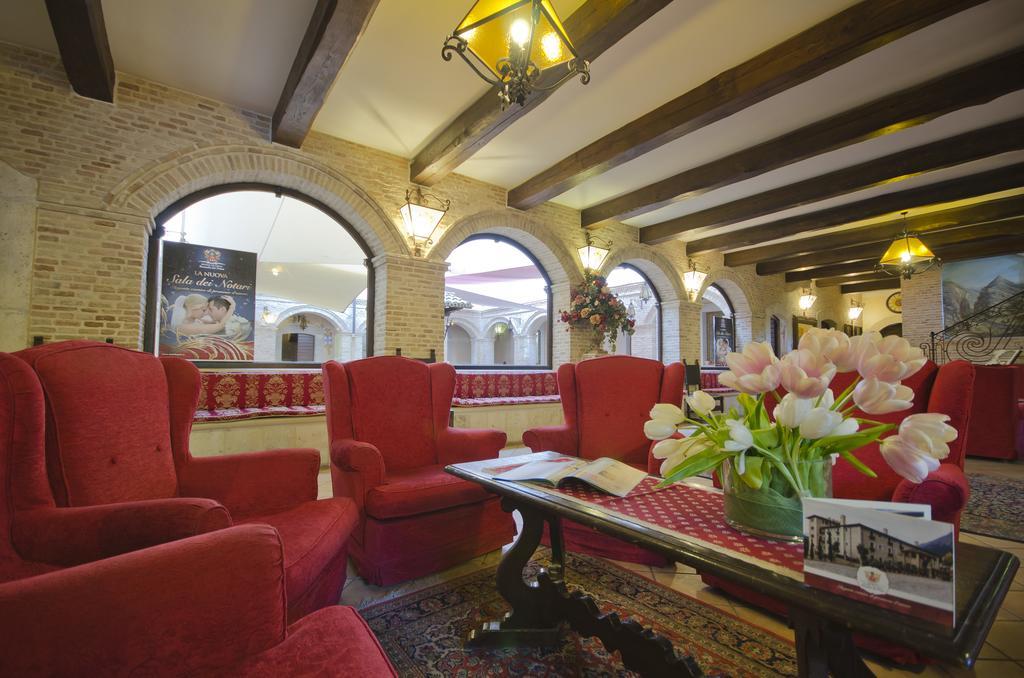Le Gole Ristorante & Resort Селано Экстерьер фото
